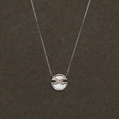 Modern Elegance Circle chain Pendant 925 sterling silver