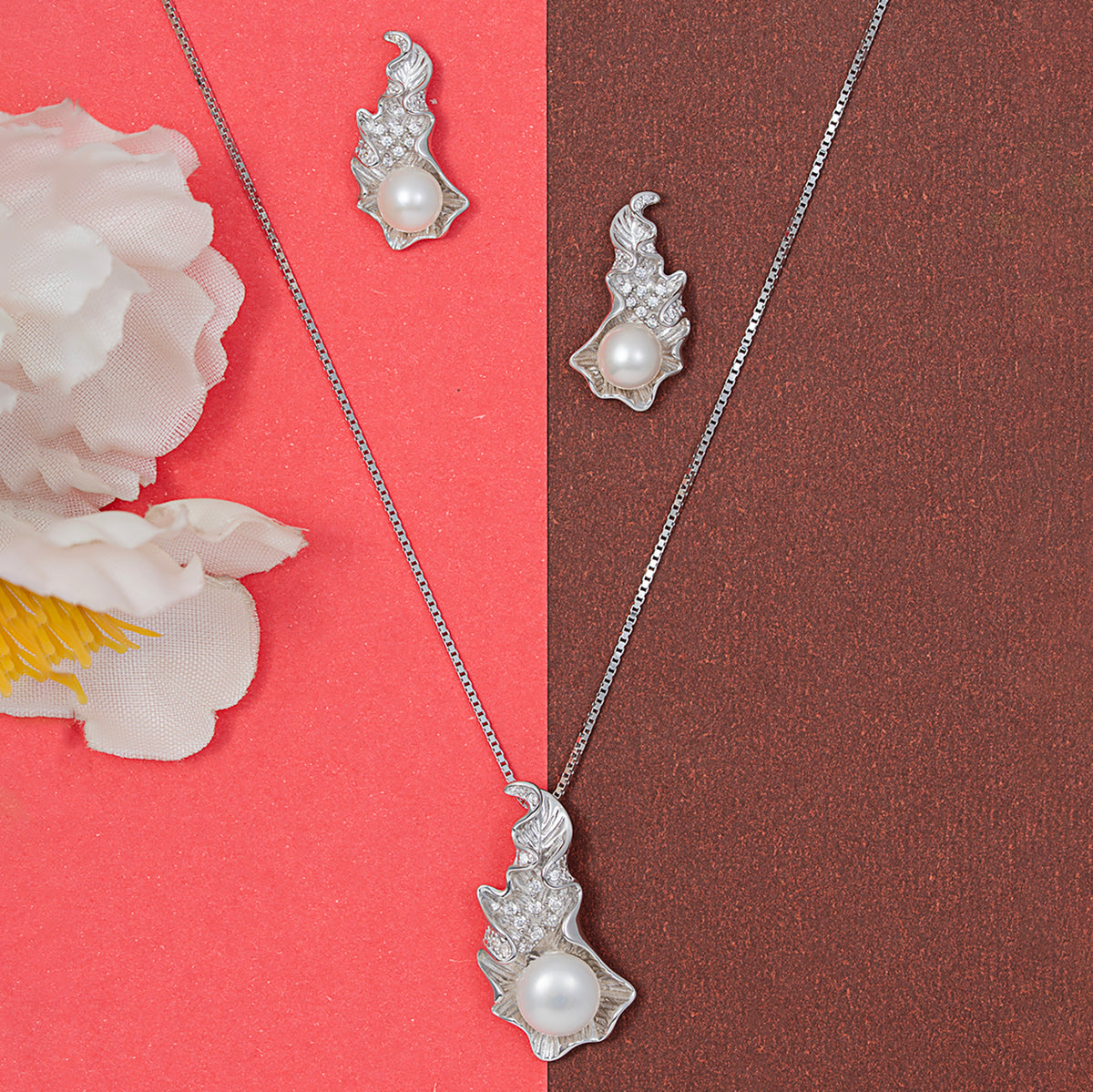 Graceful leaf Pearl pendant Set 925 sterling silver