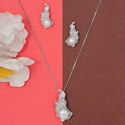 Graceful leaf Pearl pendant Set 925 sterling silver