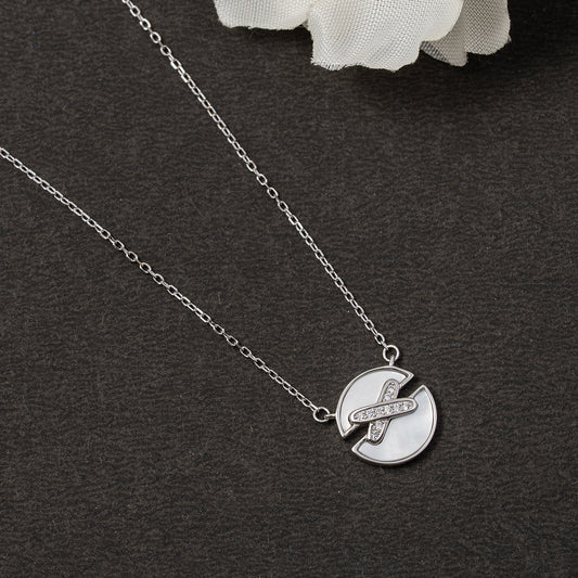 Modern Elegance Circle chain Pendant 925 sterling silver
