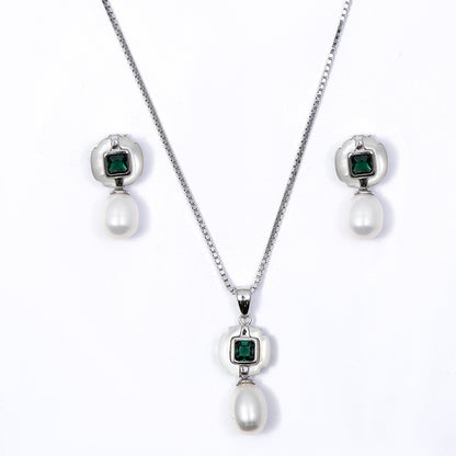 Emerald Glow Pearl pendant Set 925 sterling silver