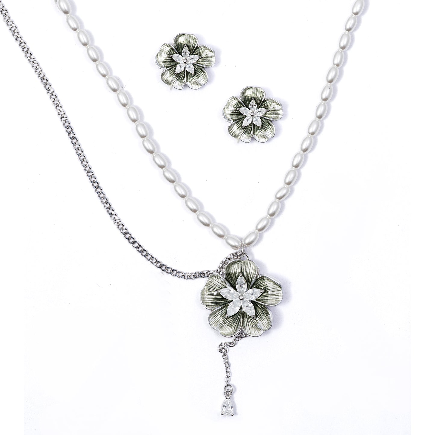 Floral Pearl Classic Beauty  925 sterling silver nacklace