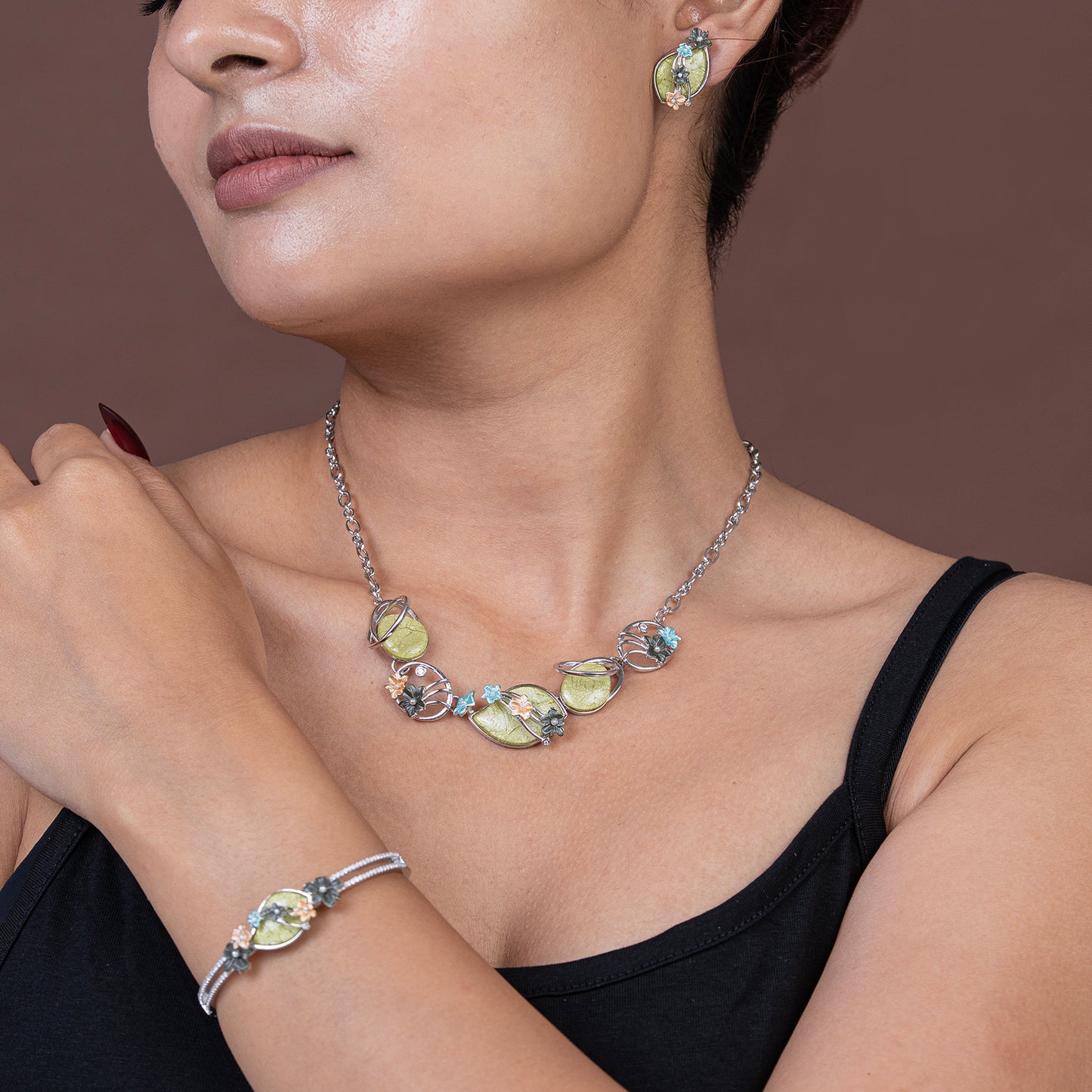 Floral Sophisticated Nature Design 925 sterling silver necklace