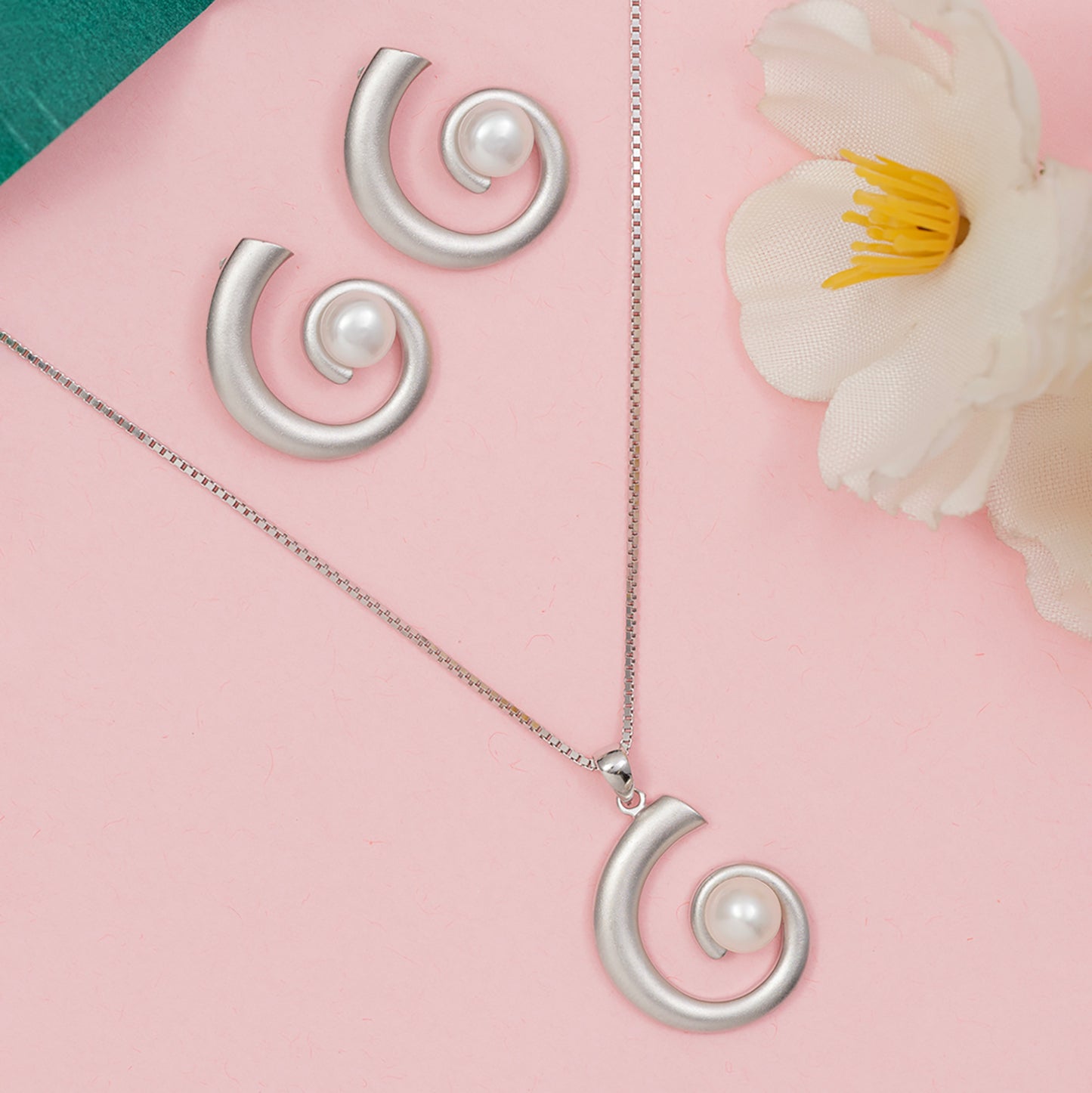Spiral Pearl pendant Set 925 sterling silver