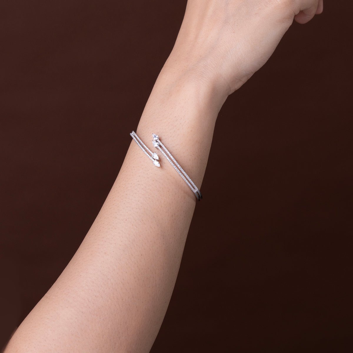 Double Line Teardrop Solitare Kada 925 sterling silver
