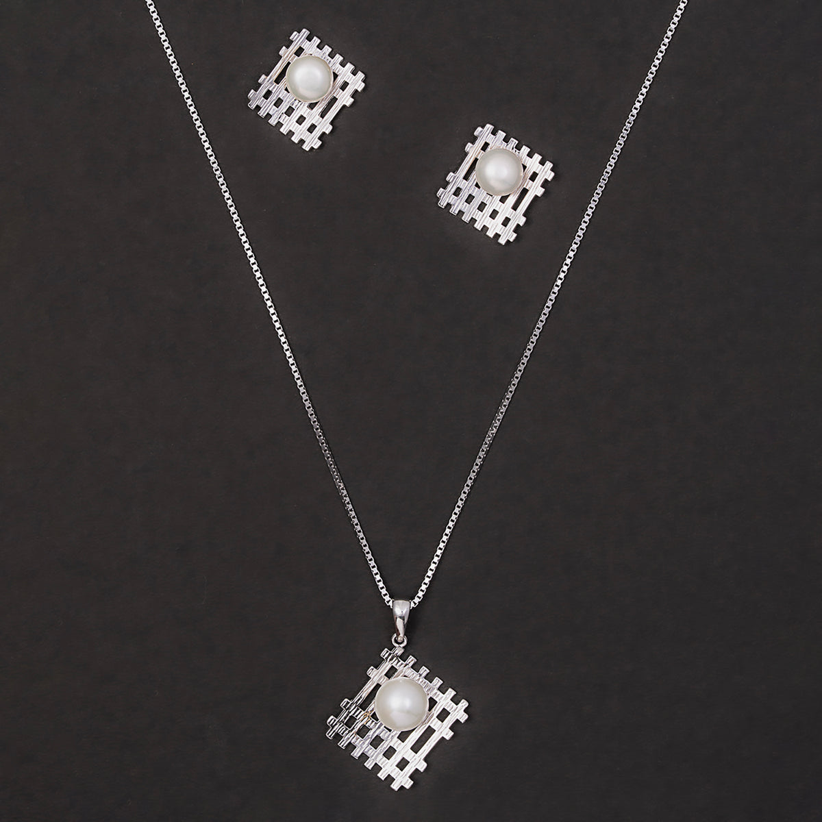 Modern Grid Pearl pendant Set 925 sterling silver