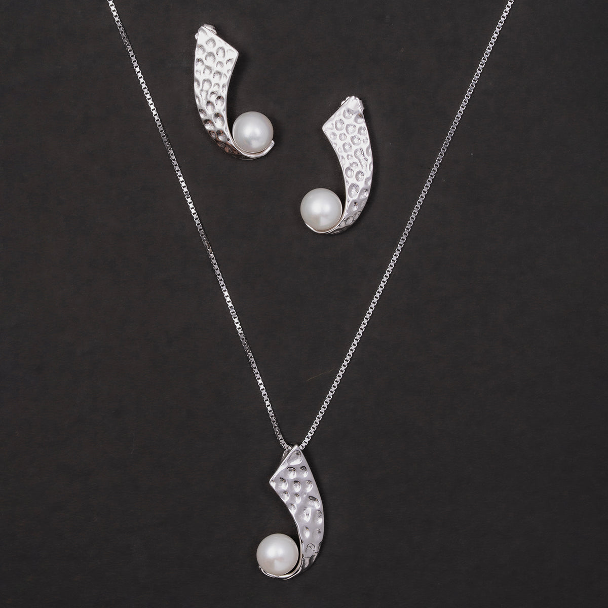Contemporary Curve Pearl pendant Set 925 sterling silver