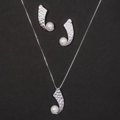Contemporary Curve Pearl pendant Set 925 sterling silver