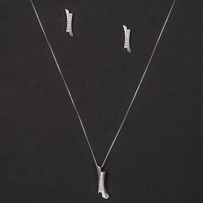 Sleek Lines, Subtle Shine 925 sterling silver